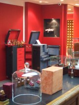 ERIK ZWAGA GEURENGOEROE JOVOY BOUTIQUE PARIS