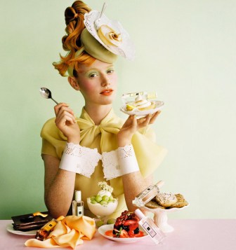 ERIK ZWAGA GEURENGOEROE SUGAR & SPICE JO MALONE MODEL