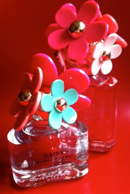 ERIK ZWAGA GEURENGOEROE DAISY 2014 MARC JACOBS FLACONS 1