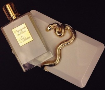 ERIK ZWAGA GEURENGOEROE PLAYING WITH THE DEVIL BY KILIAN BOTTLE