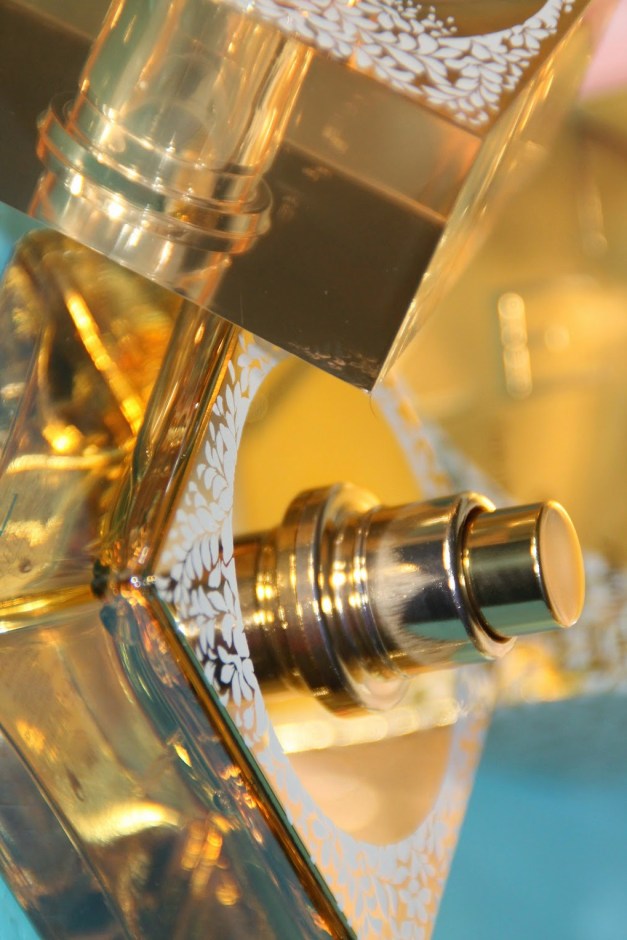 ZEN MOON ESSENCE SHISEIDO